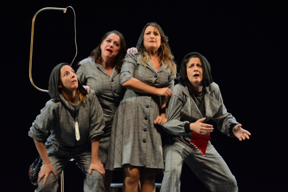 Es la primera vez que Las Chicas de Cádiz (España) asisten al Festival de Teatro. Es la primera vez que Las Chicas de Cádiz (España) asisten al Festival de Teatro.