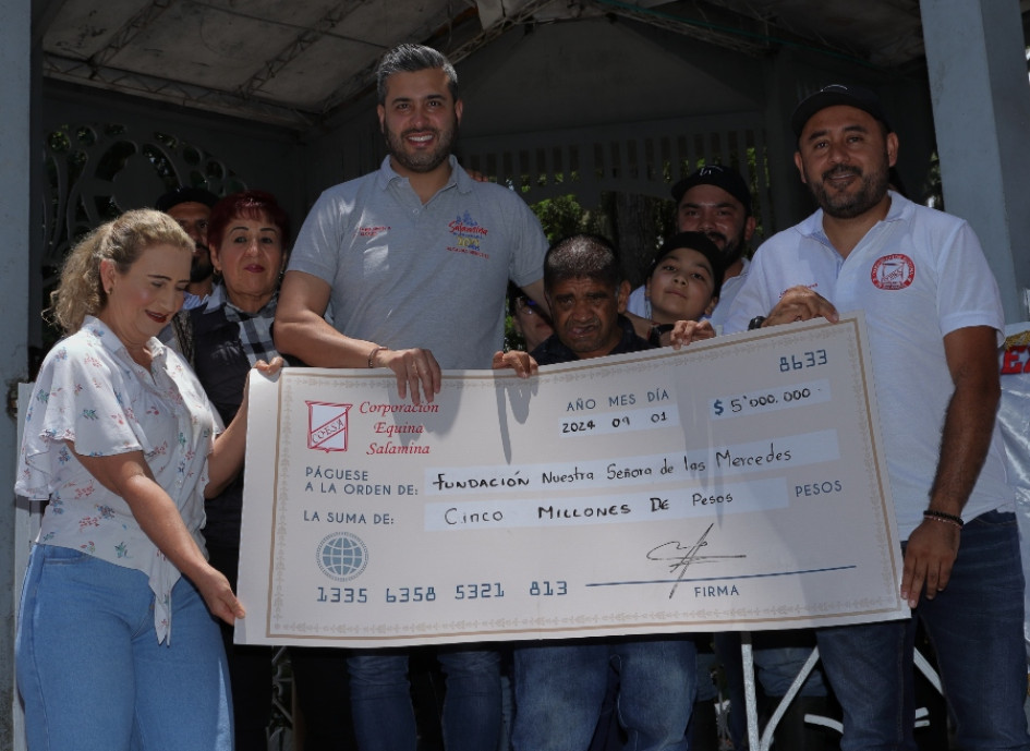 Cinco millones de pesos recibió la Fundación Hogar Nuestra Señora de las Mercedes. Miembros de la Asociación de Caballistas de Salamina entregan cheque simbólico por cinco millones de pesos.