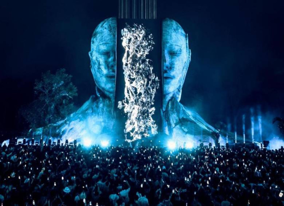 El festival de música electrónica Tomorrowland llegará por segundo año consecutivo a Medellín. El festival de música electrónica Tomorrowland llegará por segundo año consecutivo a Medellín.