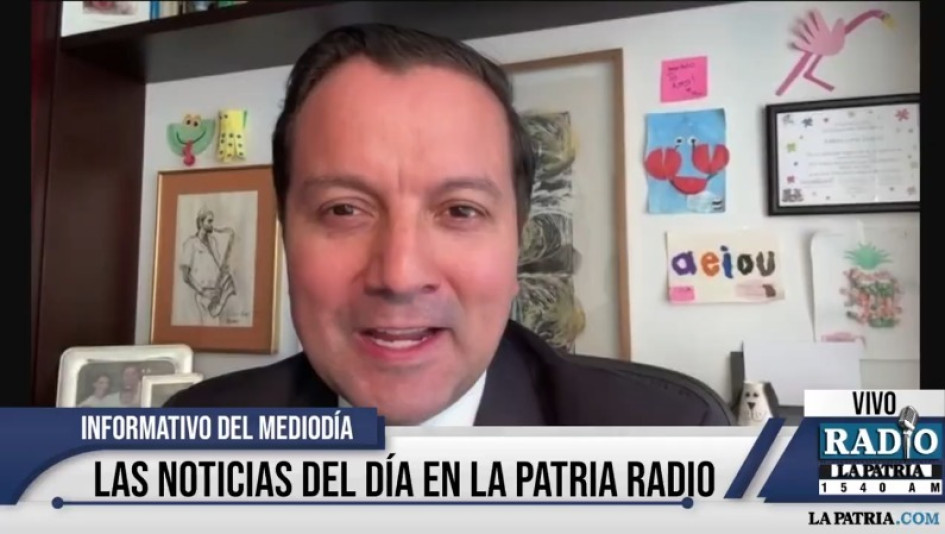 David Luna, senador de la República por el Partido Cambio Radical. David Luna, senador de la República por el Partido Cambio Radical.