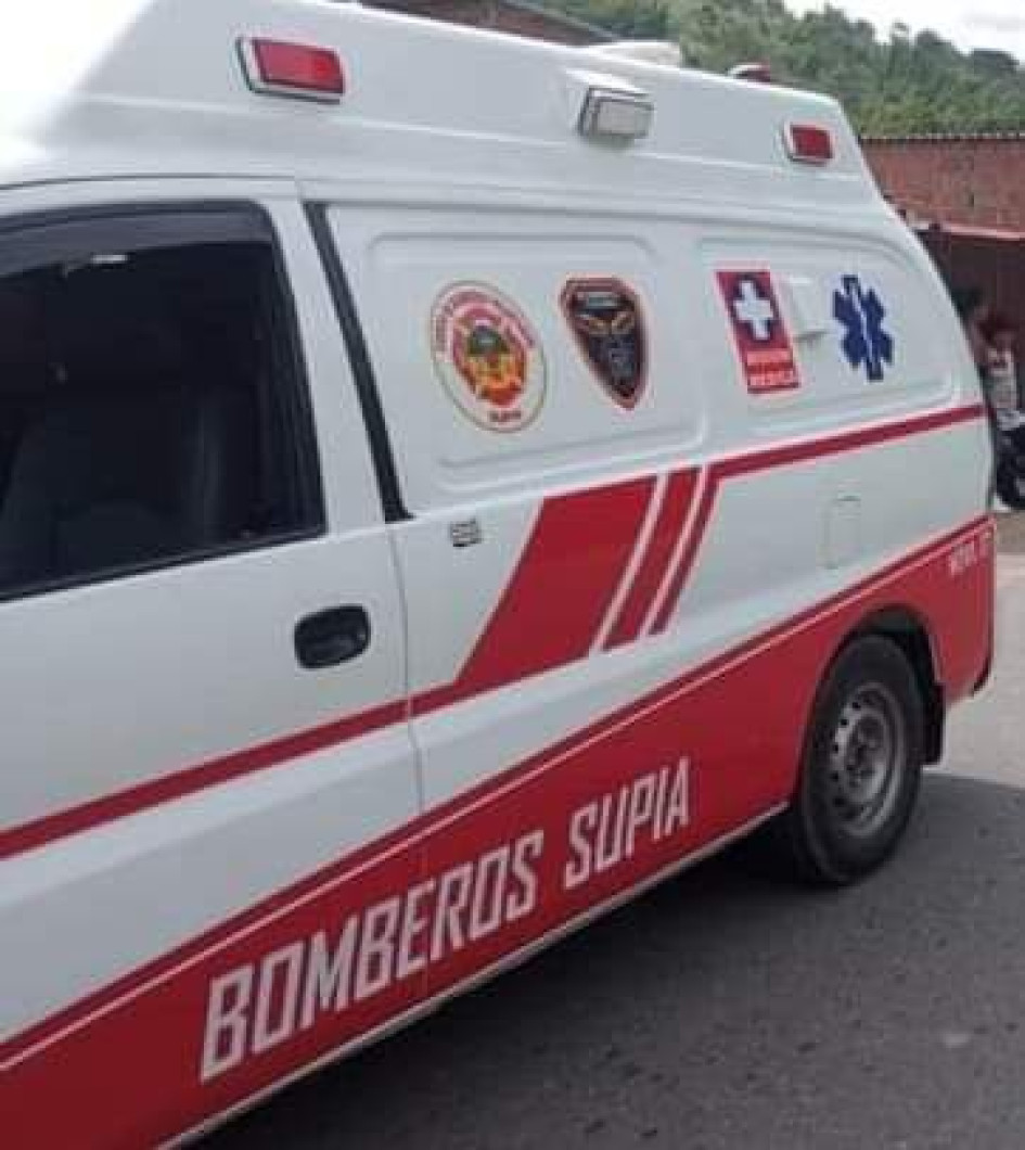 El Cuerpo de Bomberos de Supía atendió a la mujer lesionada y la trasladó a un hospital.