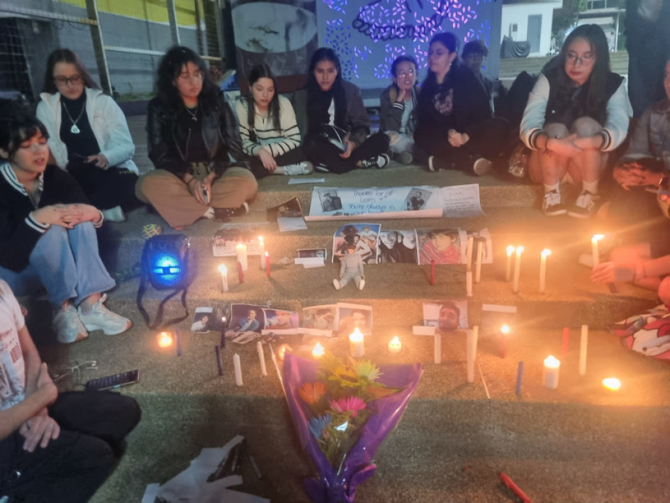 En Manizales se le rindió un homenaje a Liam Payne. En Manizales se le rindió un homenaje a Liam Payne.