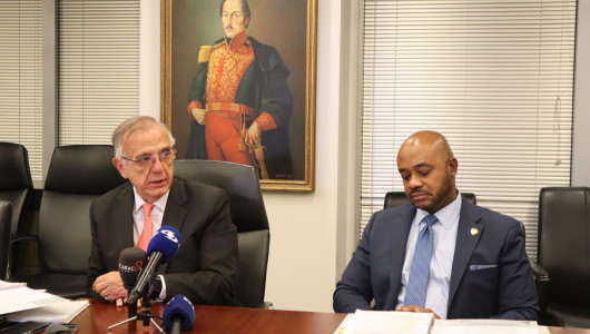 Colombia pide formalmente a Estados Unidos beneficios migratorios para los nacionales