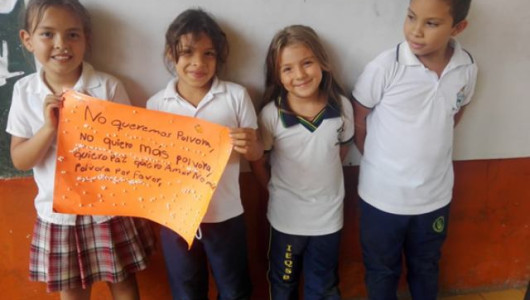 No, no y no a la pólvora:  estudiantes de Caldas 