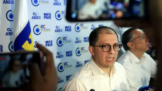 Cúpula militar concluye que no sabe de ningún plan del Eln de atentar contra el fiscal