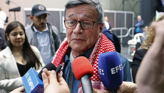 El jefe negociador del Eln vuelve a Bogotá tras 31 años: "Creemos en el proceso de paz"