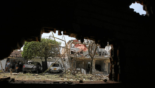 Disidencia de las Farc anuncia con un carro bomba un alto al fuego