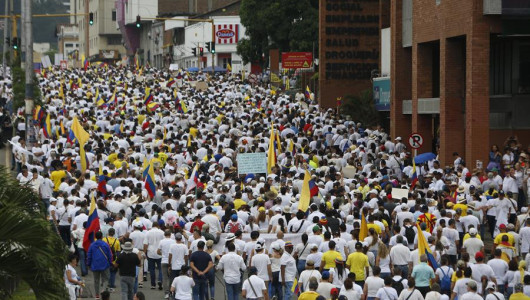 Petro reconoce protestas fuertes contra Gobierno y espera respuesta popular el 1 de mayo