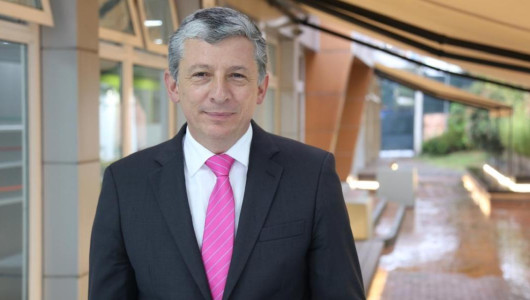 Despiden al rector de la Universidad del Rosario por presuntos malos manejos