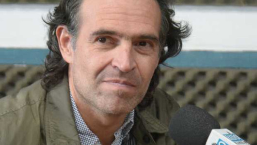 Ordenan el arresto del alcalde de Medellín, Fico Gutiérrez, por desacatar fallo judicial