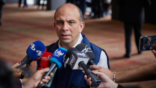 Carlos Camargo renuncia a la Defensoría del Pueblo a menos de 3 meses de finalizar periodo