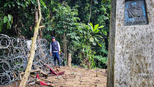 Petro cuestiona los cierres de Panamá  a tres pasos de migrantes en el Darién