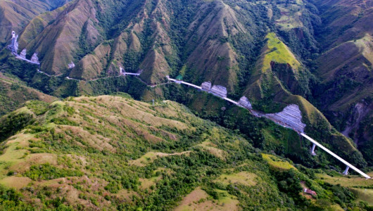 Vías, túnel y puerto: el megaproyecto en Colombia para complementar el canal de Panamá