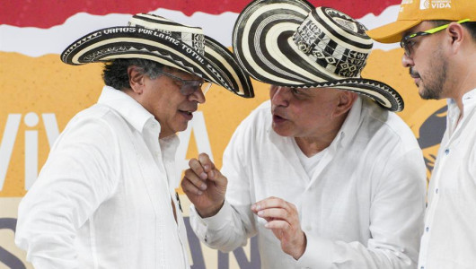 El exparamilitar Salvatore Mancuso se encuentra con Gustavo Petro y pide perdón a víctimas