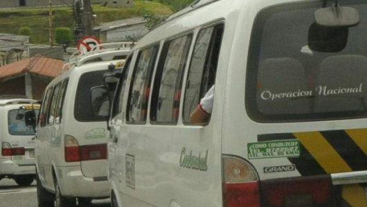 Meta en Manizales 2025: que transporte y alimentación escolar lleguen desde el primer día