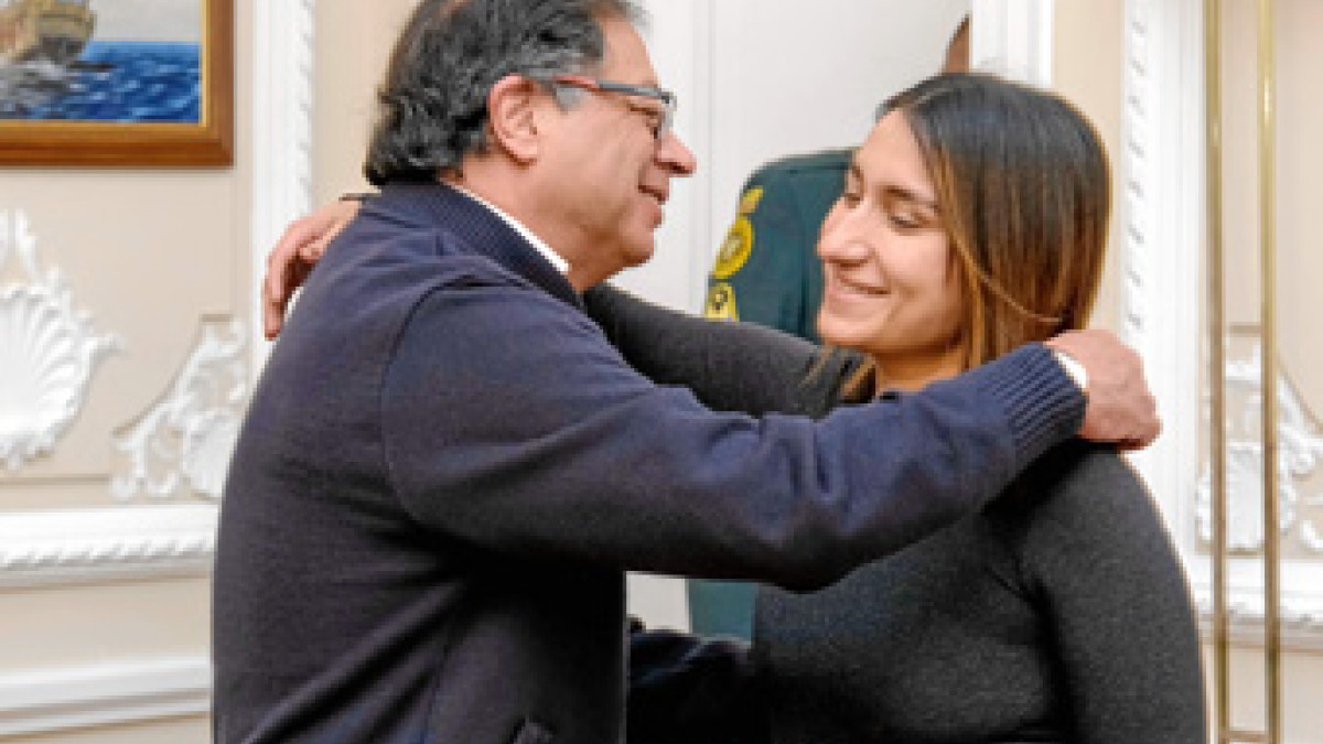 Gustavo Petro posesionó ayer a Laura Sarabia como nueva directora del DPS.