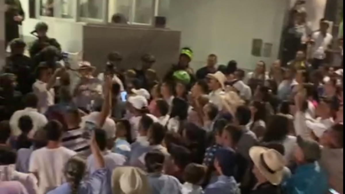 Decretan toque de queda en Samaná (Caldas) por polémica tras victoria del nuevo alcalde