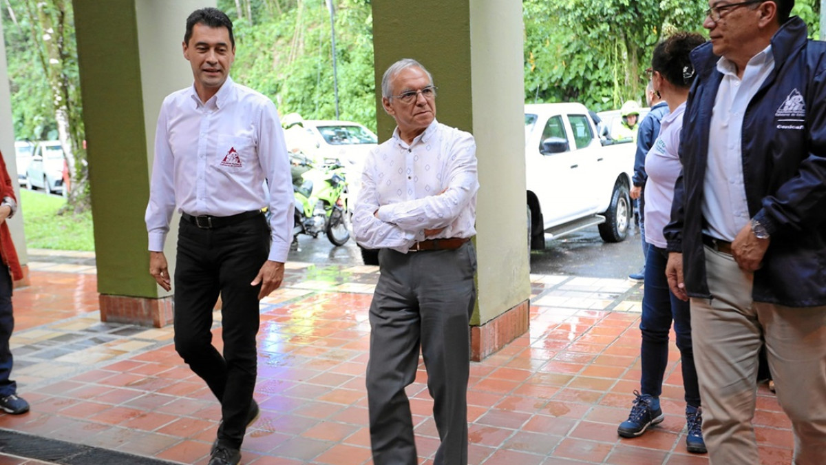 Nuevos chats enredan en el escándalo de corrupción de la Unidad Nacional para la Gestión del Riesgo de Desastres (UNGRD) al ministro de Hacienda, Ricardo Bonilla.