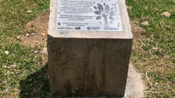 Supimos que: Placa conmemorativa