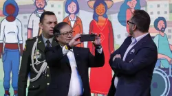 Escándalos en Colombia: Del "Fue a mis espaldas", de Samper, al "No lo crié", de Petro