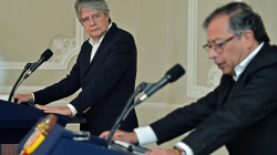 Colombia se compromete a casi duplicar energía que envía a Ecuador para solventar apagones