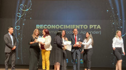 Premian a los mejores docentes de Manizales en el 2023