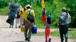 Unas 121 mil personas fueron desplazadas o confinadas en Colombia en 2023 por el conflicto