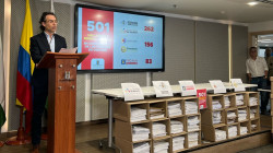 Medellín: Federico Gutiérrez denuncia 501 casos de presunta corrupción de Daniel Quintero