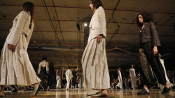 Colombiamoda abre con texturas en prendas artesanales que instan a sanar heridas