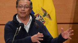 Petro plantea reactivación económica con inversiones forzosas y descarbonización