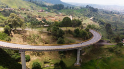 Eje Cafetero: quitar tres peajes de Autopistas del Café, propuesta de políticos de Caldas