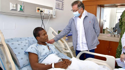 Petro visita en el hospital a los militares heridos en atentado del Eln en Arauca