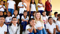 21 estudiantes de la vereda La Esmeralda (Risaralda) cumplen el sueño de conocer Manizales