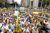 Participación masiva en las marchas contra las reformas de Petro